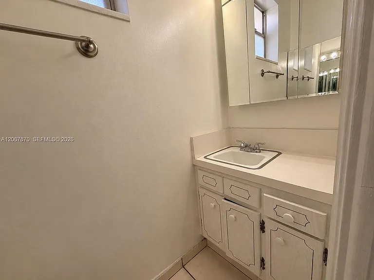 20200 NE 29th Ct #N214 — Photo 6
