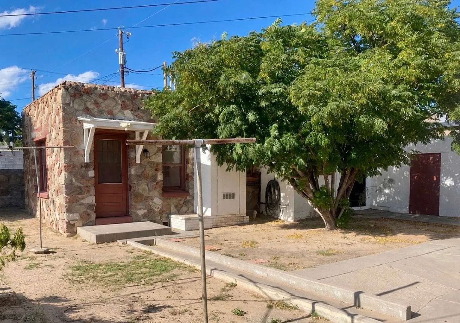 Beautiful central, fully remodeled guest house 1 bedroom - 1 bath — Photo 1