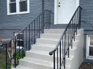 7907 46th St APT 1, Lyons, IL 60534