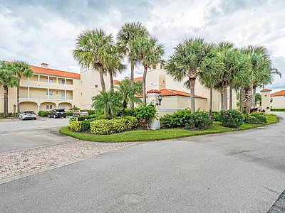 5060 Harmony Cir #307A