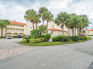 5060 Harmony Cir #307A, Vero Beach, FL 32967