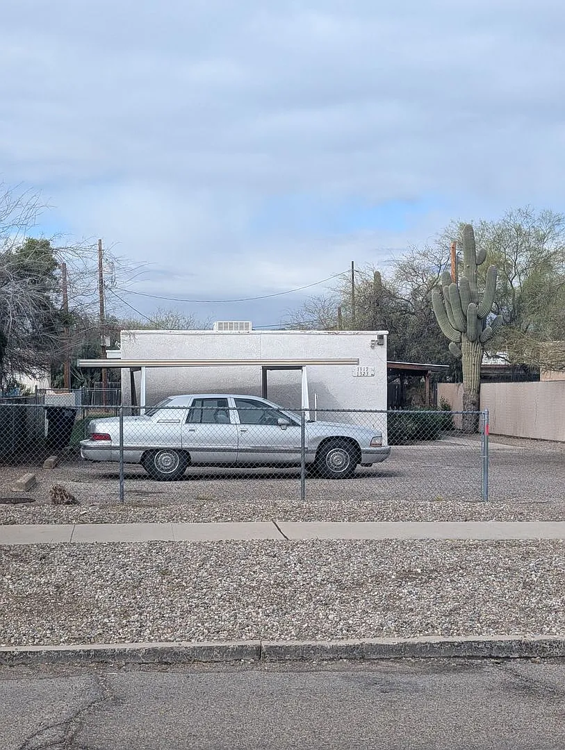 4 Plex - Two Bedroom and 1 Bath Unit for Rent — Photo 2