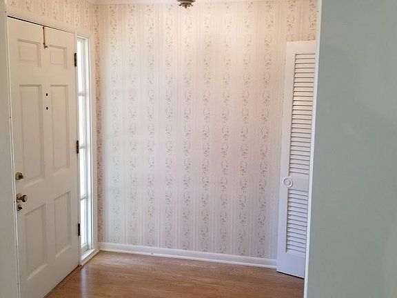 3rd image of 3436 Woodley Ct