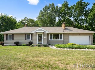 1816 4th St NW, Grand Rapids, MI 49504