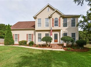 7516 Strawberry Rd, Summerfield, NC 27358