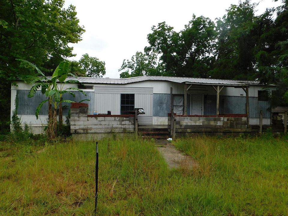 1st image of 3922 2nd Ave