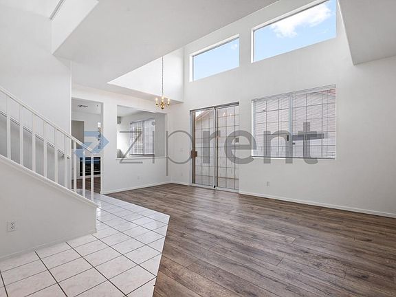 4th image of 1701 Park Mesa Ln