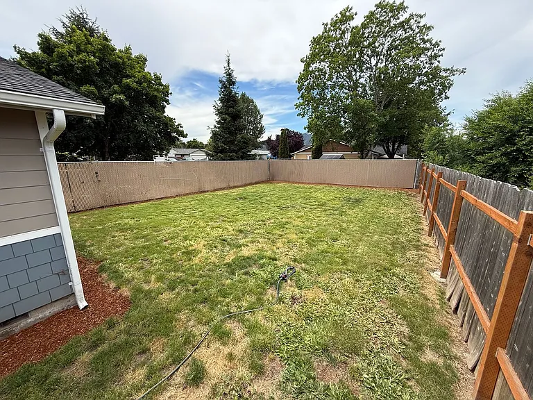 730 Rhododendron St #2745 — Photo 18