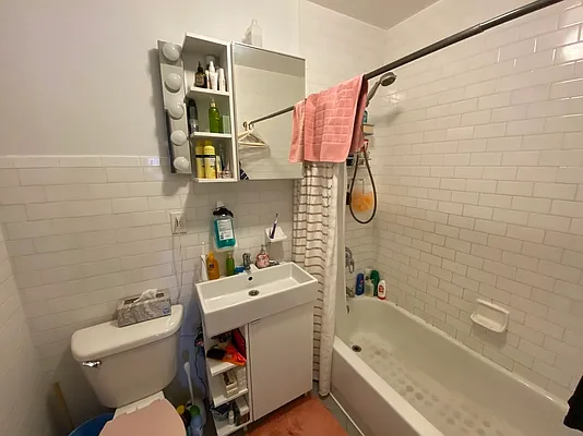 Rented by Highline Residential | media 1