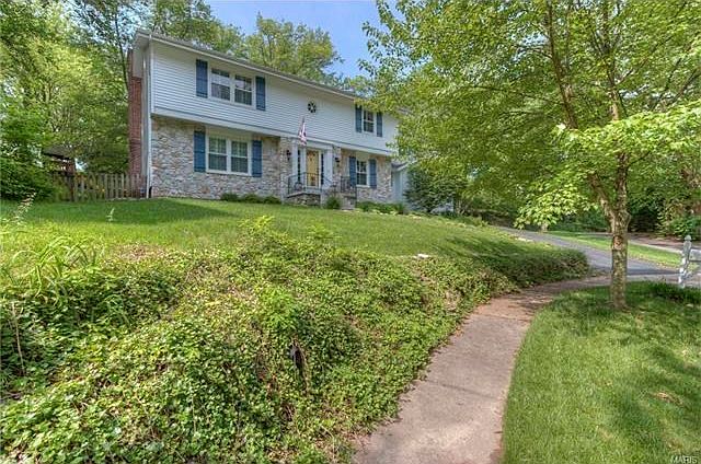 1st image of 14684 Los Padres Ct