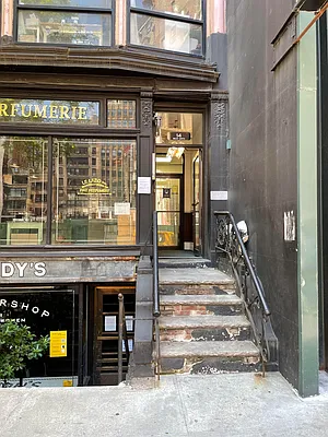 Rented by Compass | media 7