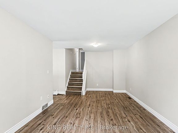 4th image of 287 Portsmouth Cres E