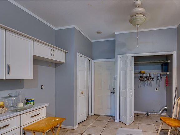 5th image of 910 ELDRIDGE STREET