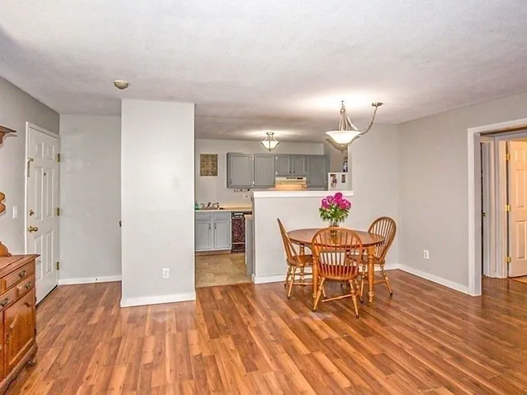 48 Evergreen Rd #114 — Photo 9