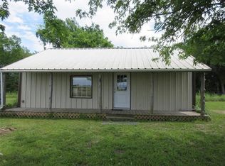 473 County Road 2140, Telephone, TX 75488