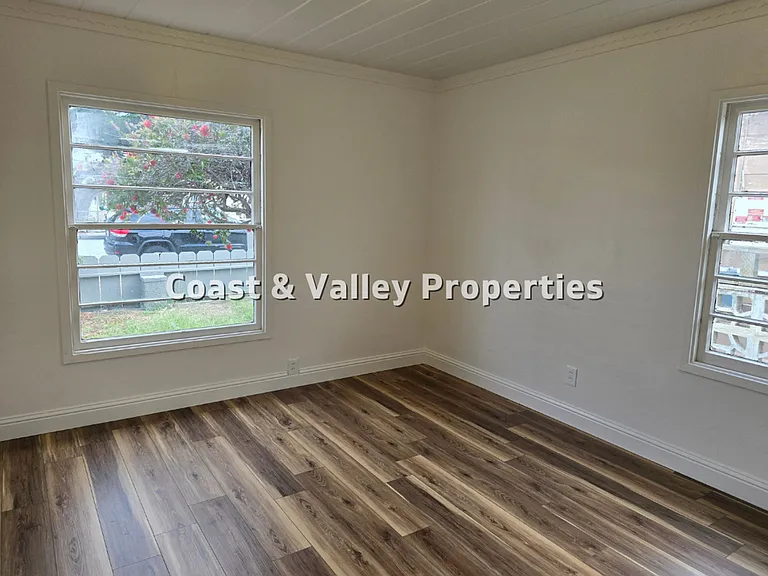 1252 Olympia Ave — Photo 20