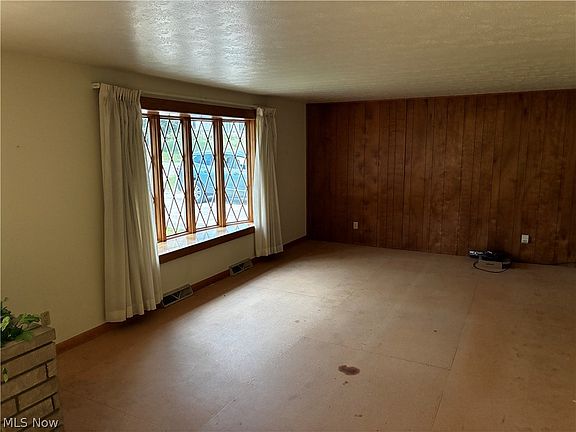 2nd image of 2317 Miller Ave
