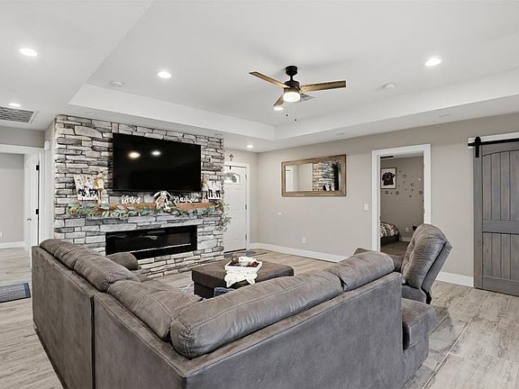 5th image of 2733 SW 64th St