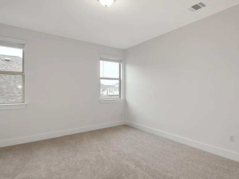 213 Poole Ln — Photo 31