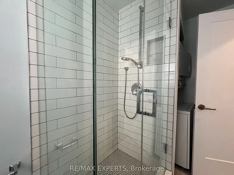 366 Lauder Ave #2 — Photo 22