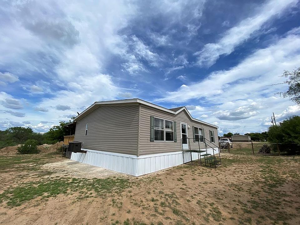 1st image of 290 Highland Cir