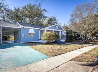 2110 Convent Ave, Pascagoula, MS 39567