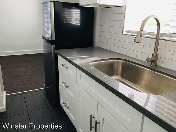 2nd image of 250 Loma Dr APT 111