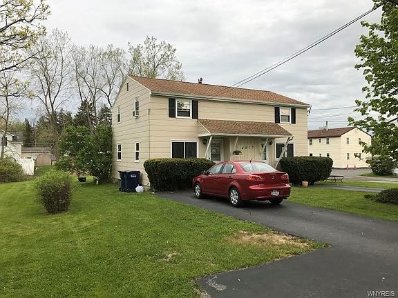 2nd image of 4217 Meadowbrook Pkwy