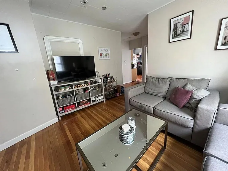49 Porter St #3 — Photo 4