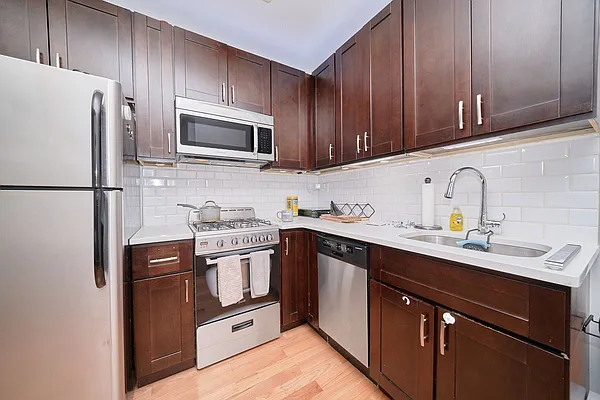 Rented by Living New York | media 1