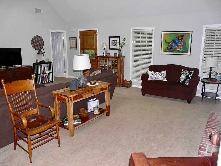 Spacious Living Room!