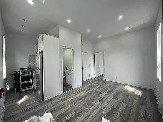 3rd image of 751 Nostrand Ave Unit 3F