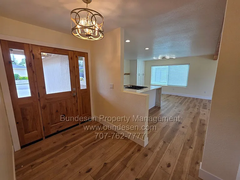 8023 Washington Ave — Photo 3