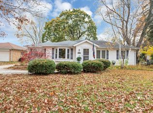 3819 Pinecrest Rd, Rockford, IL 61107