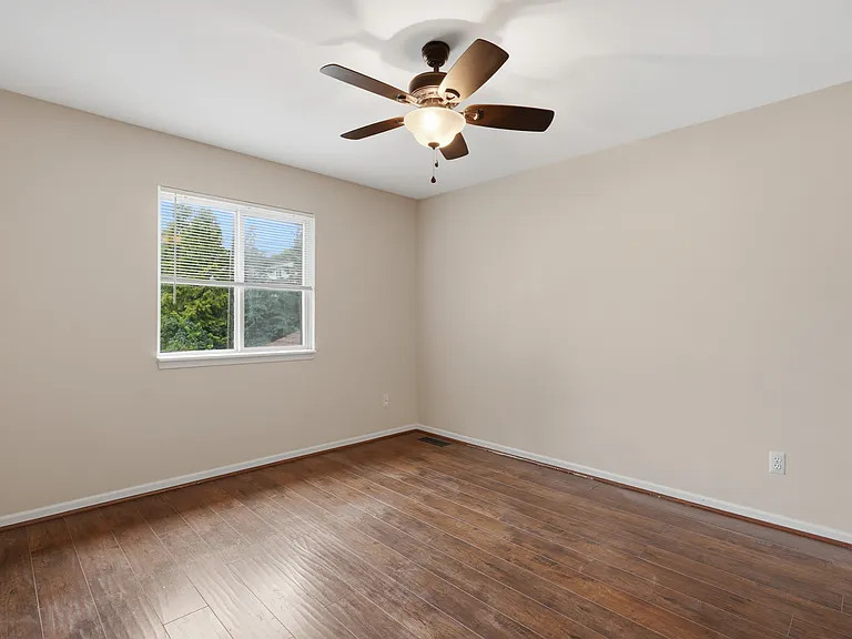 107 Hacker St — Photo 19