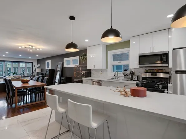 149 West 30th Street image 9 of 26