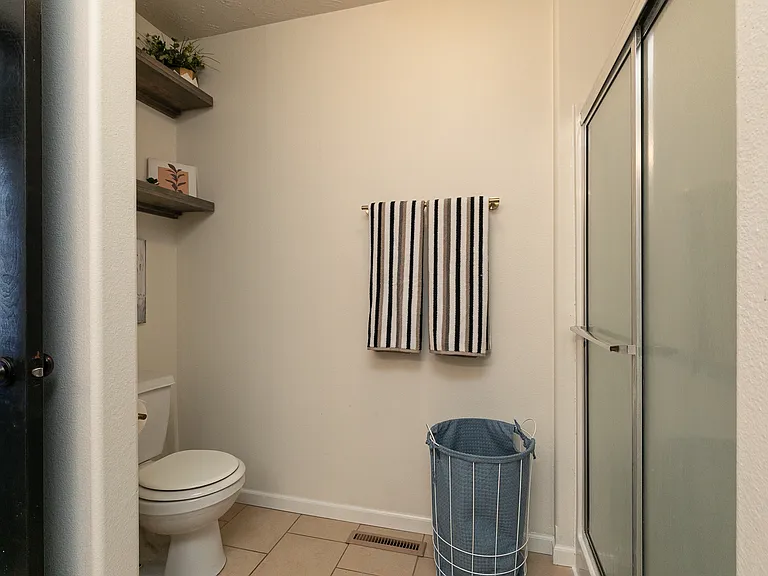 1913 E Whetstone Dr — Photo 21