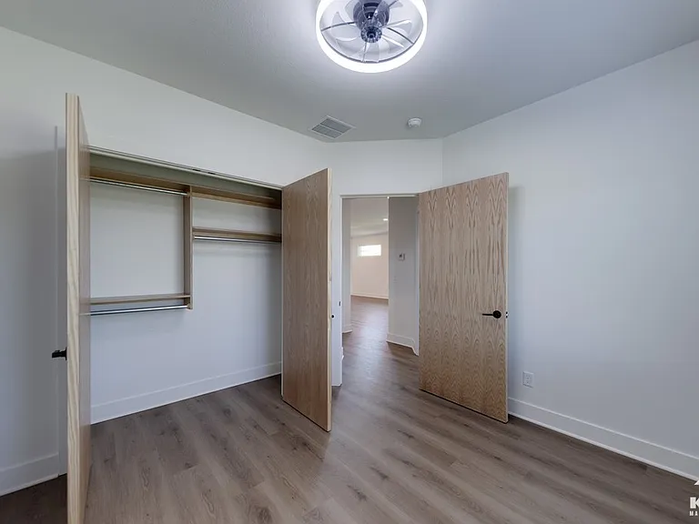 2336 N Stonecress St — Photo 21