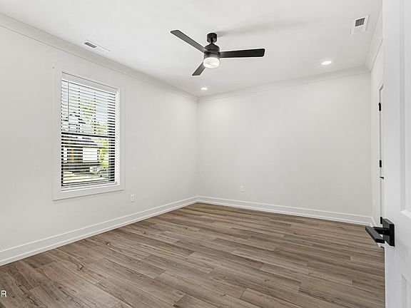 3rd image of 1064 Watch Hill Way
