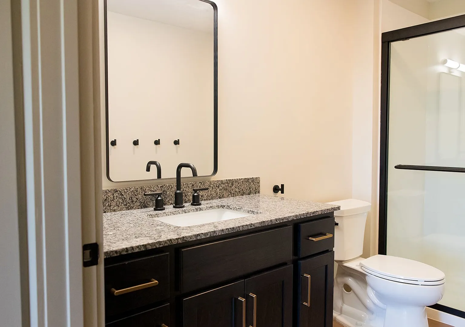 Brook Hill Apartments — Photo 2