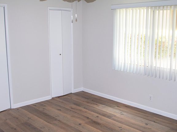 3rd image of 484 S Los Robles Ave APT 2