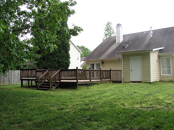 2nd image of 3303 Sparrowhawk Dr