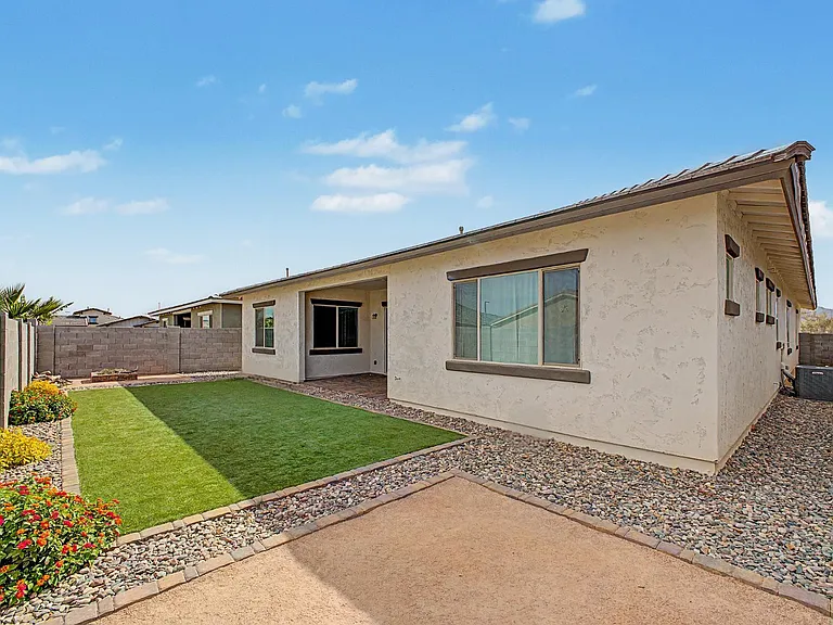 13103 N 174th Dr — Photo 58