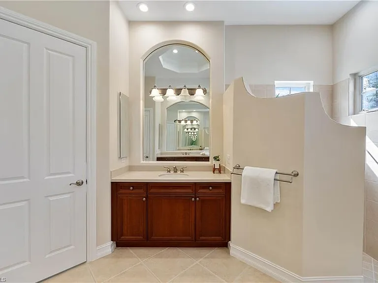 8950 Shenendoah Cir — Photo 20