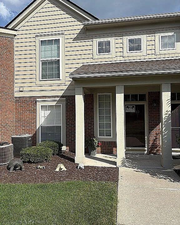 1st image of 52069 Naugatuck Dr