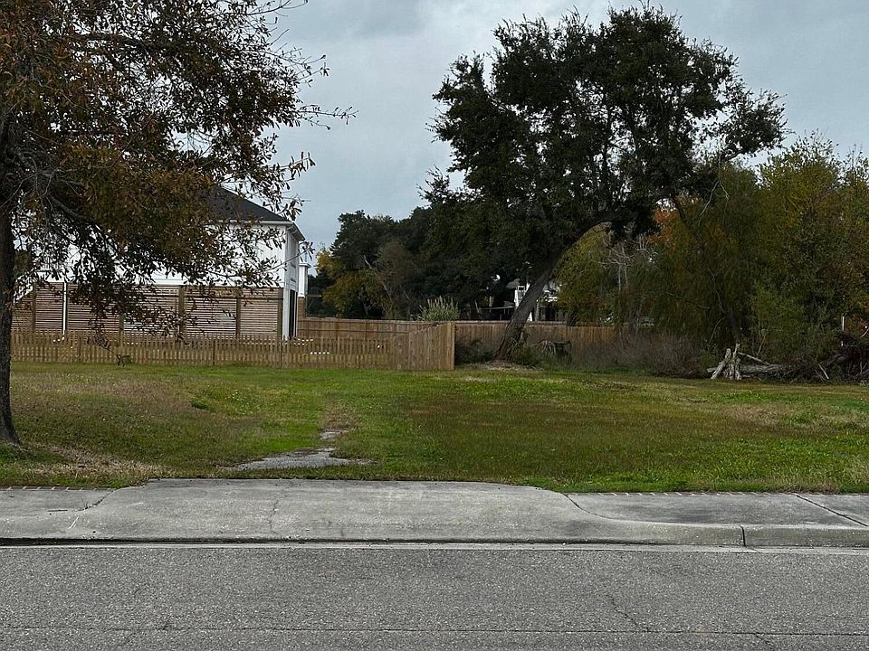 2nd image of 141 E Second St