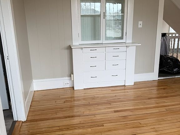 5th image of 348 Myrtle St #1