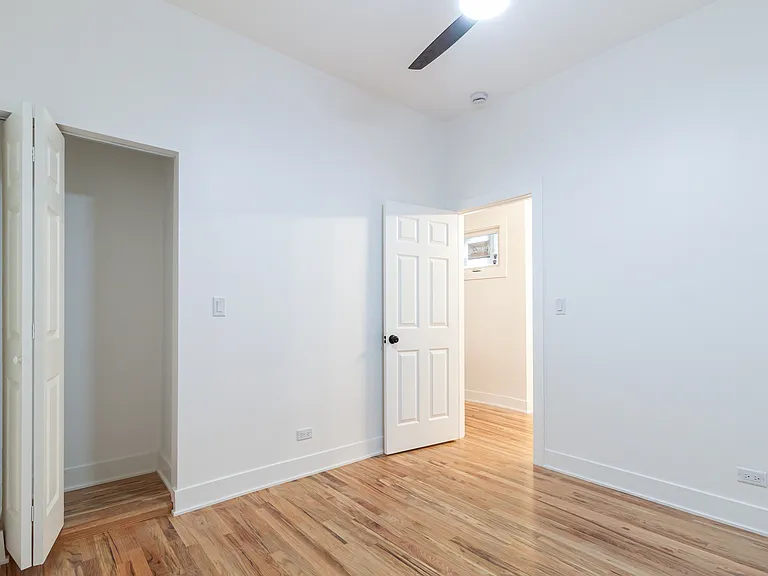 1742 N California Ave #1R — Photo 19