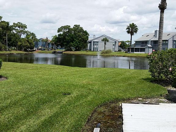 3rd image of 4720 Lake Waterford Way APT 2
