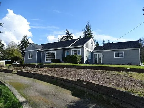 2012 Lakeway Dr Photo 1